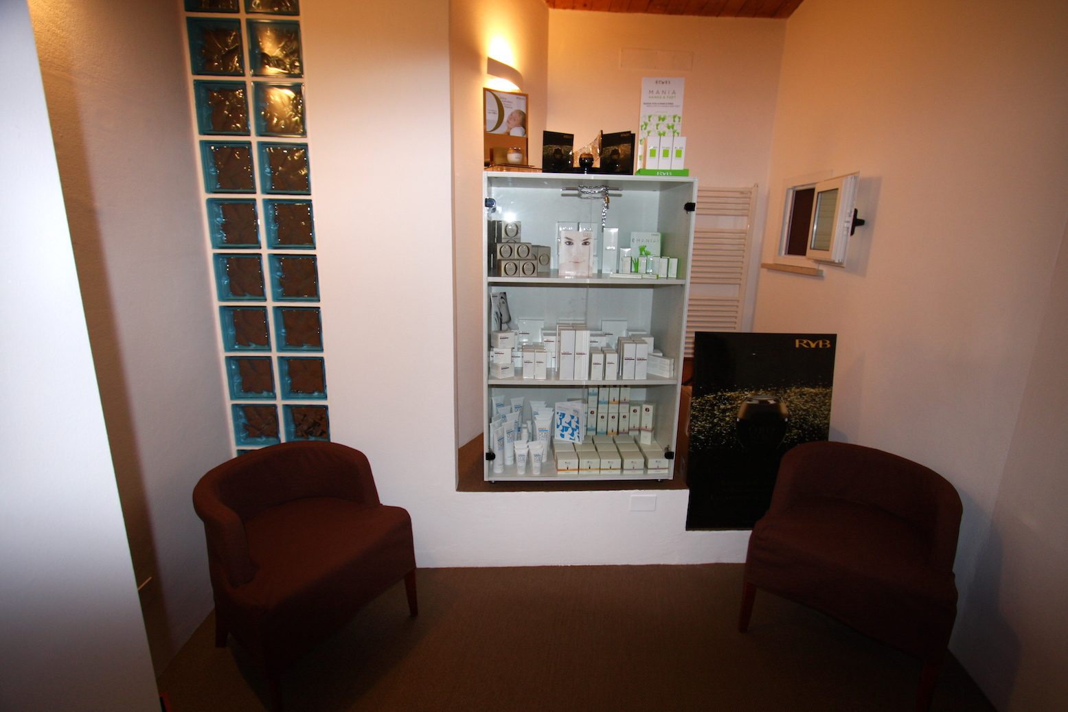 interno palestra reception